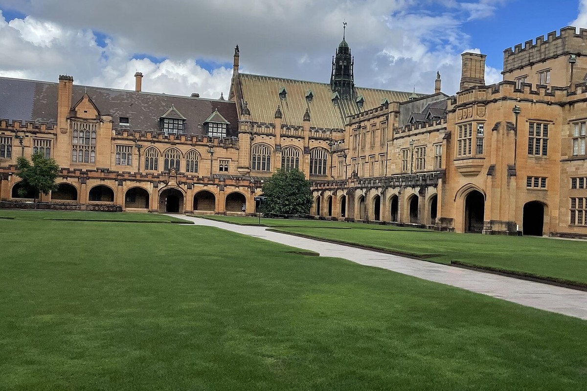 Australia Go8 Sydney University Quadrangle